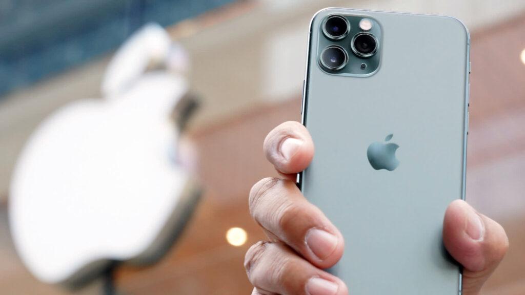 Apple продолжит оснащать iPhone 5G-модемами Qualcomm до 2027 года — отказаться от них собирались в этом году